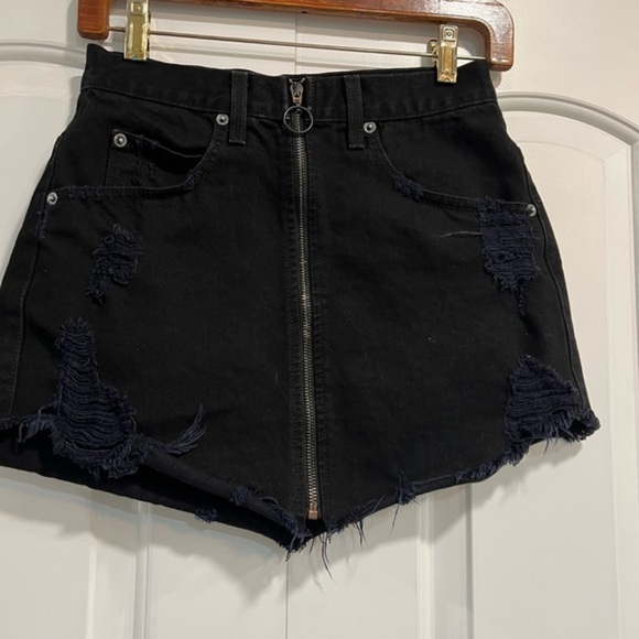 Carmar Black Mini Destroyed Jean Skirt with Front Up and Down Zipper - Picture 3 of 13